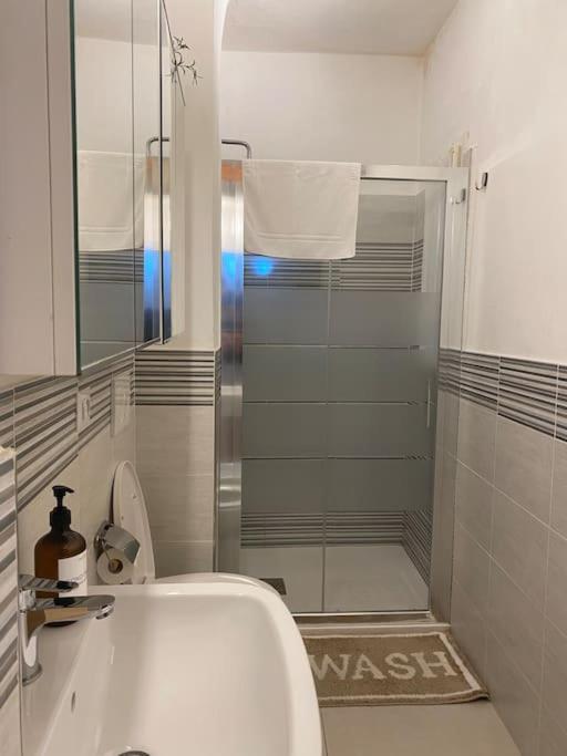 Gianfranco - City Center Apt Флоренция Экстерьер фото